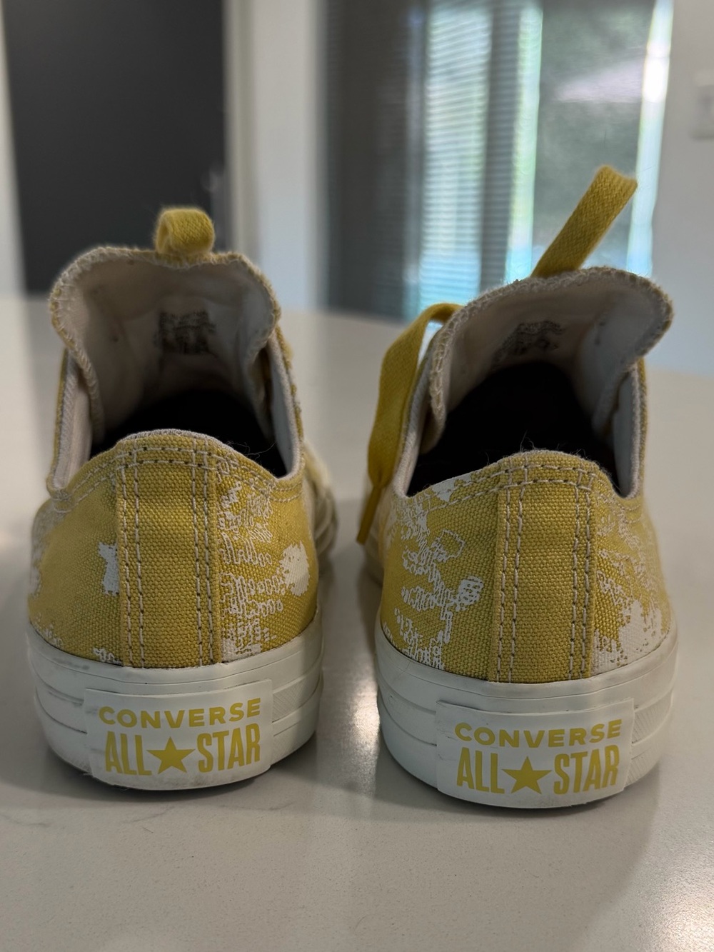 Converse Yellow and White Low-Top Canvas Sneakers- GUC - Picture 5 of 7